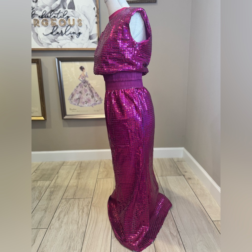 New! QUEEN OF SPARKLES Set Hot Pink Holographic Top and Maxi Skirt Set - Picture 6 of 10
